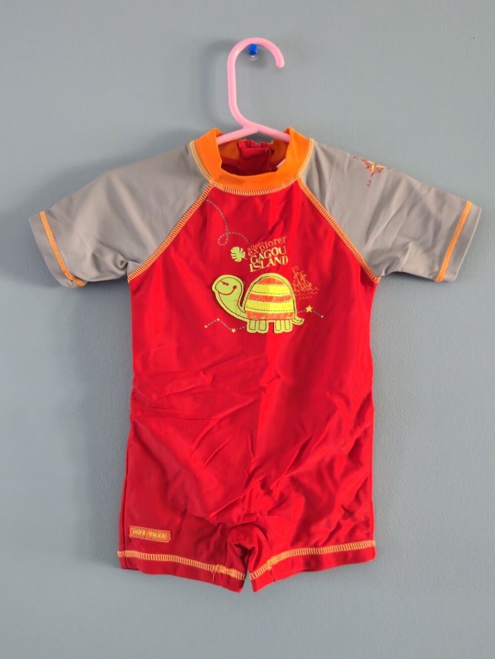 Red Turtle Rashguard One-Piece Swimsuit Rashguard 18m